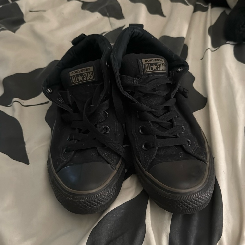 Black Converse All-Star